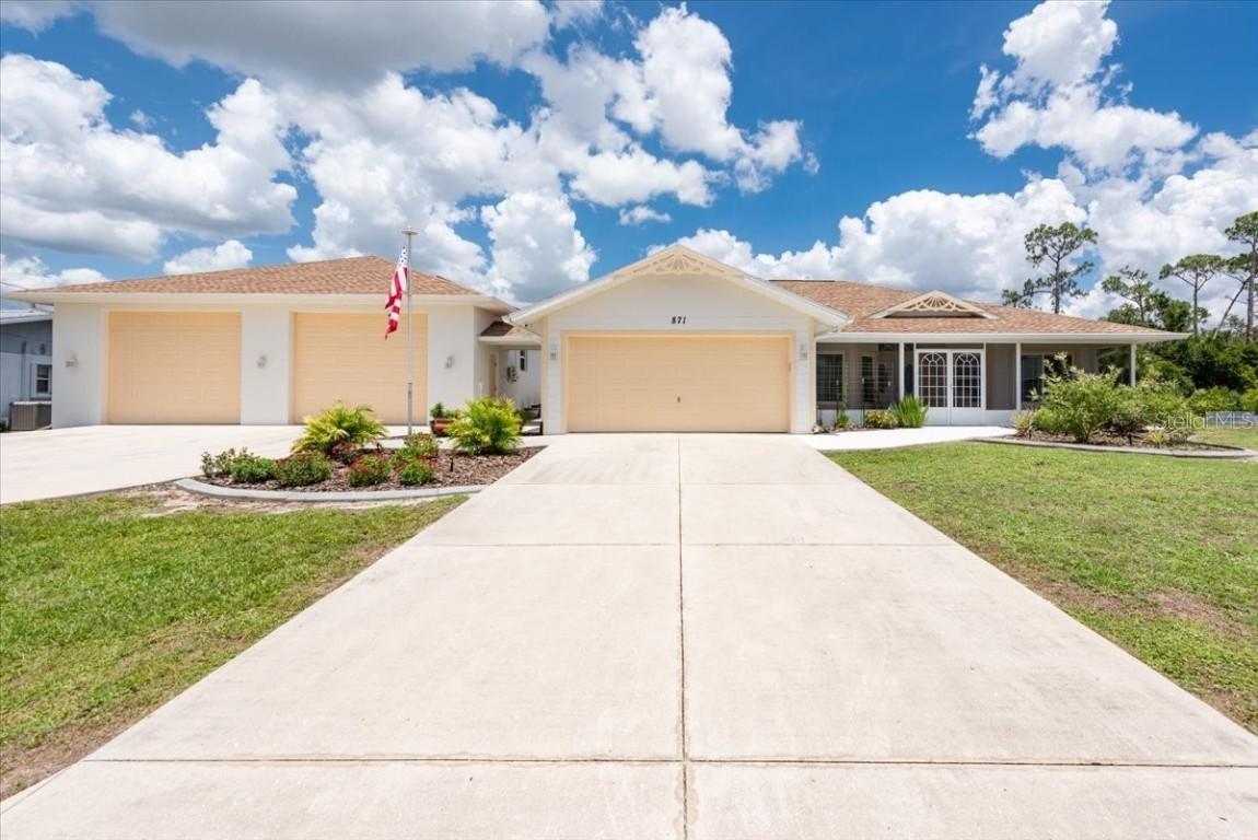 871 Columbia St., Port Charlotte, FL 33948