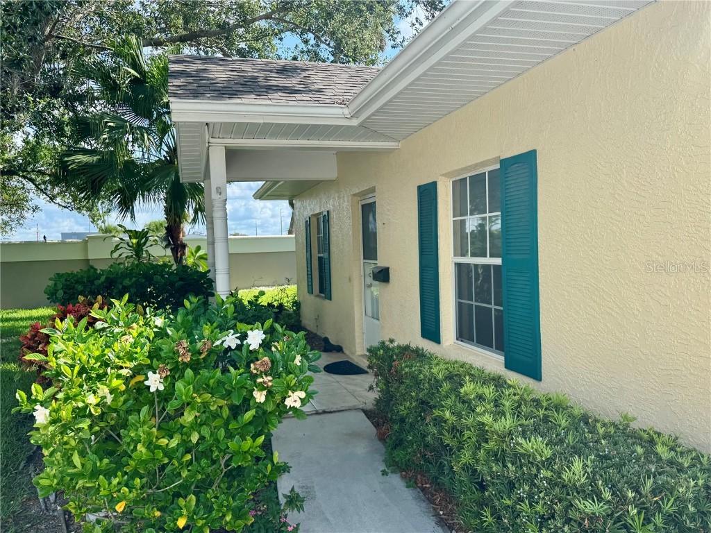 1625 Red Oak Ln., Port Charlotte, FL 33948