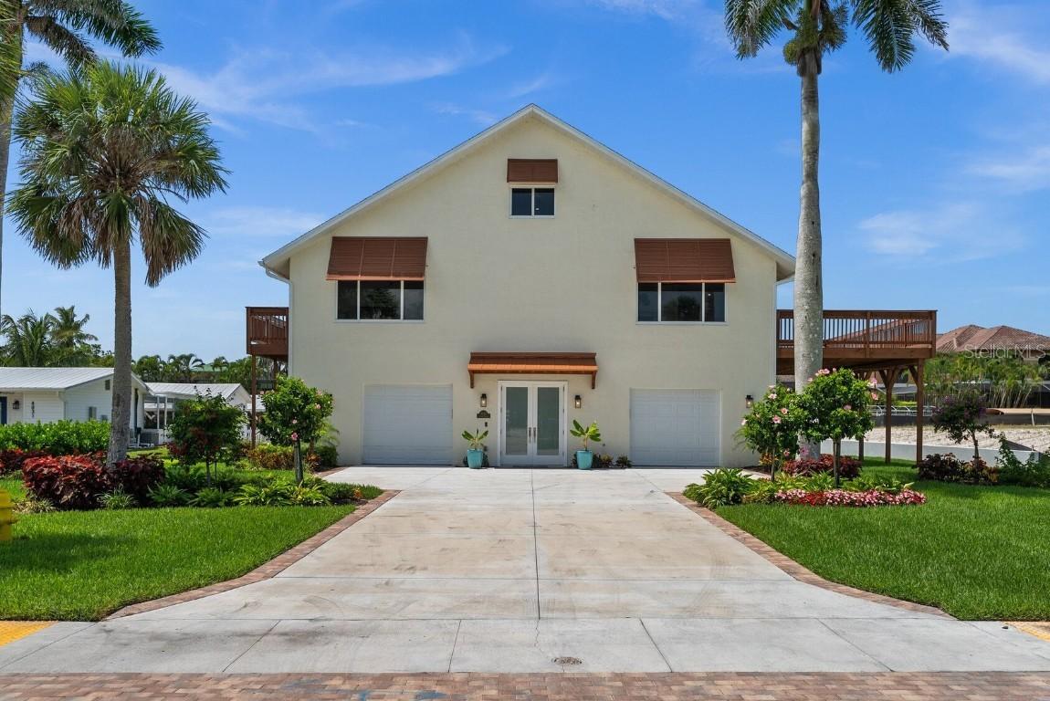 4837 Tarpon Ave., Bonita Springs, FL 34134