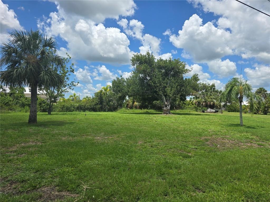 28426 Coco Palm Dr., Punta Gorda, FL 33982