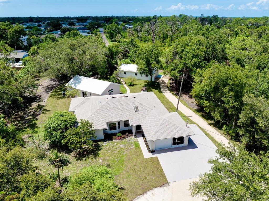 875 Bayshore Dr., Englewood, FL 34223