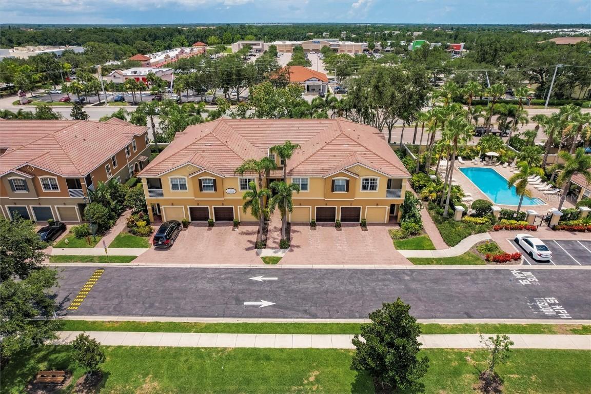 8098 Moonstone Dr. #17-203, Sarasota, FL 34233