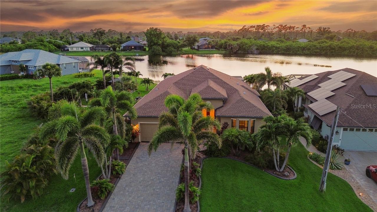 170 Antilla Dr., Rotonda West, FL 33947