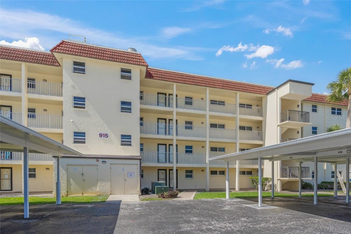 915 Beach Rd. #215, Siesta Key, FL 34242