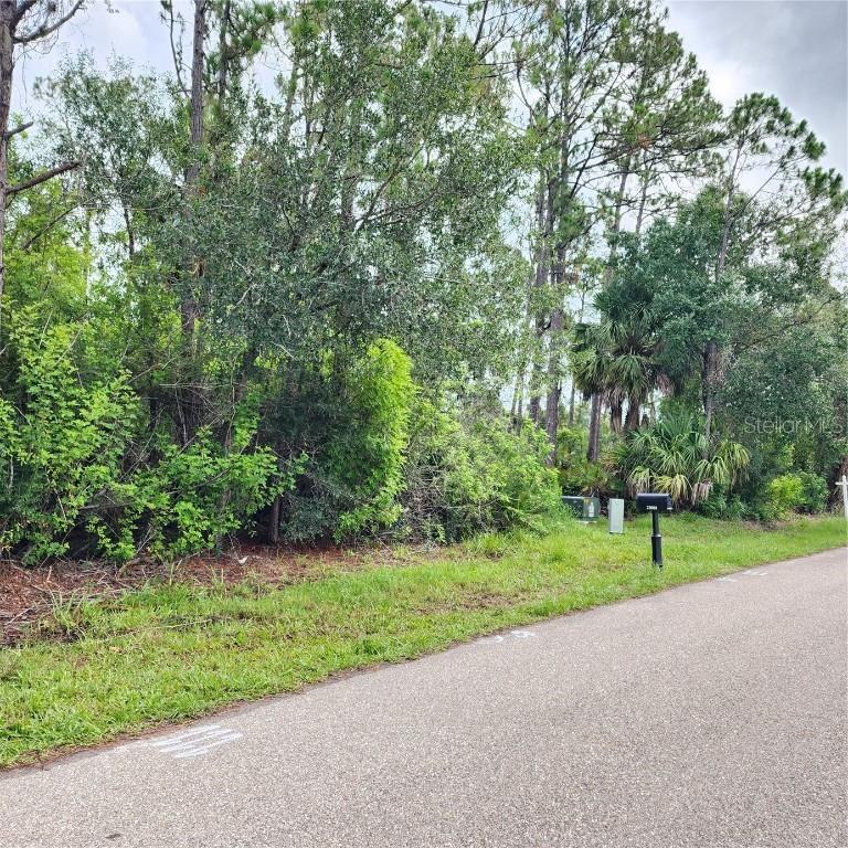 23016 Delhi Ave., Port Charlotte, FL 33952