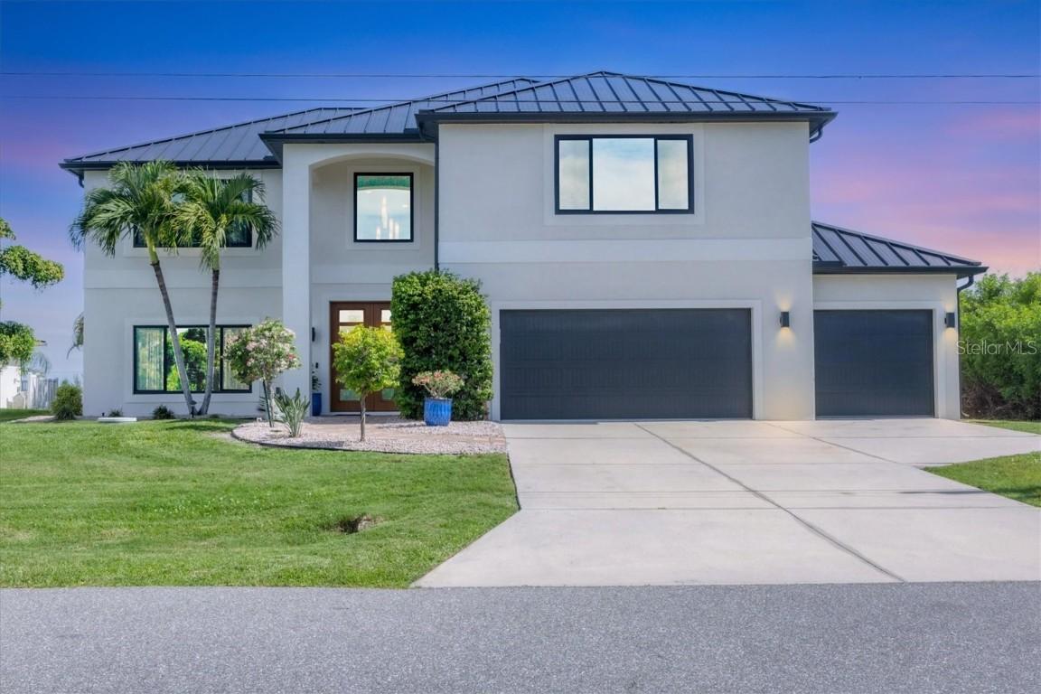 15530 Aqua Cir., Port Charlotte, FL 33981