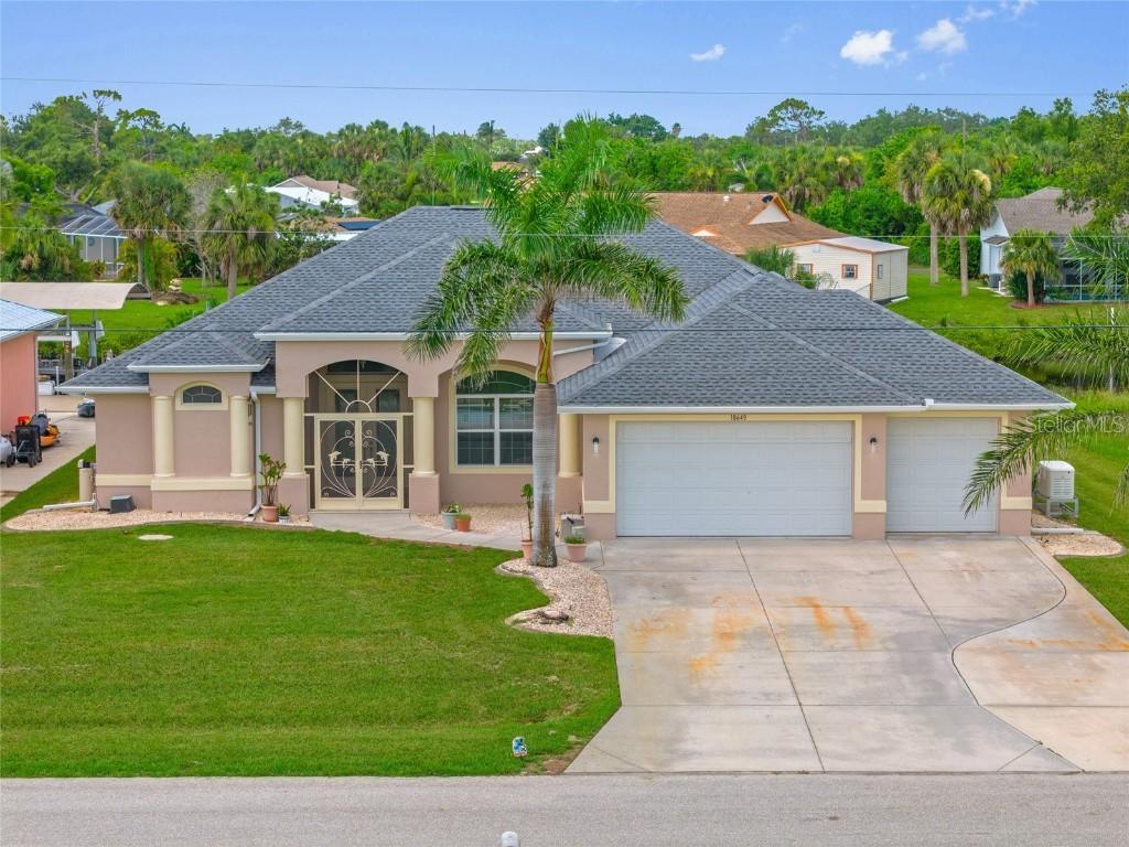 18649 Klingler Cir., Port Charlotte, FL 33948