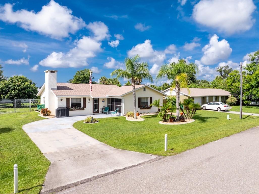 22559 Adorn Ave., Port Charlotte, FL 33952