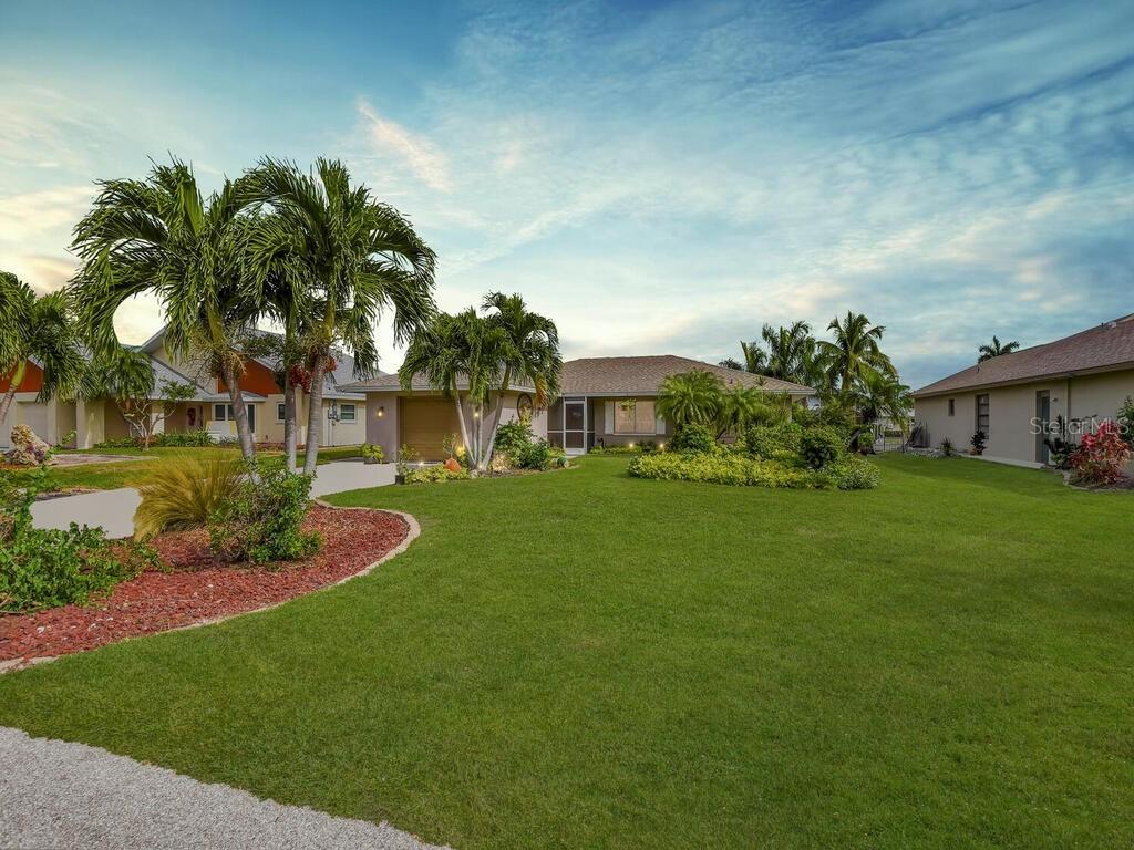6156 Cocos Dr., Fort Myers, FL 33908