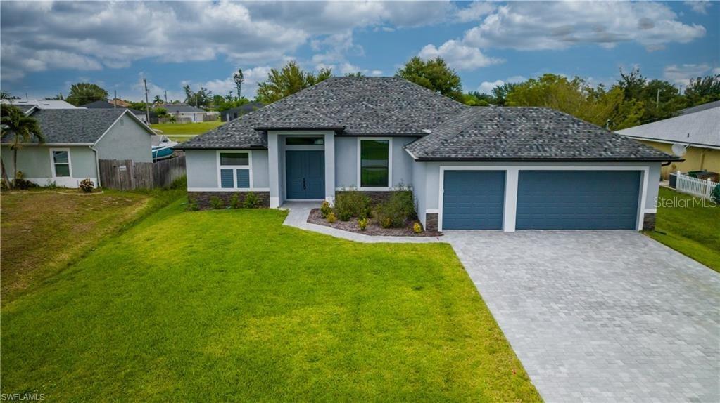 459 NE 2nd Pl., Cape Coral, FL 33909