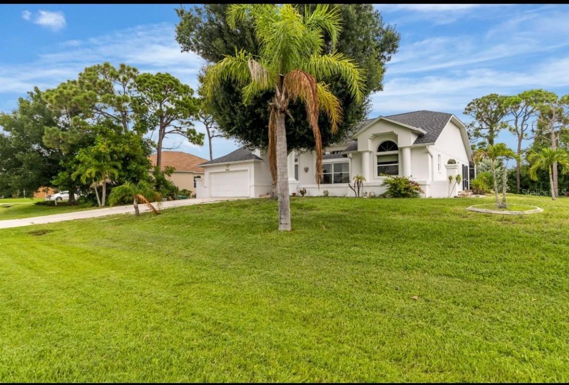 1040 Bay Harbor Dr., Englewood, FL 34224