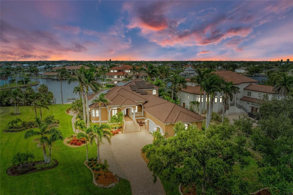 4531 Grassy Point Blvd., Port Charlotte, FL 33952