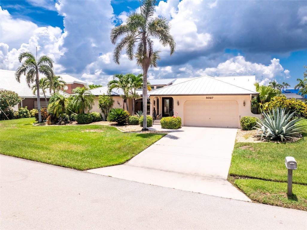 5027 Key Largo Dr., Punta Gorda, FL 33950