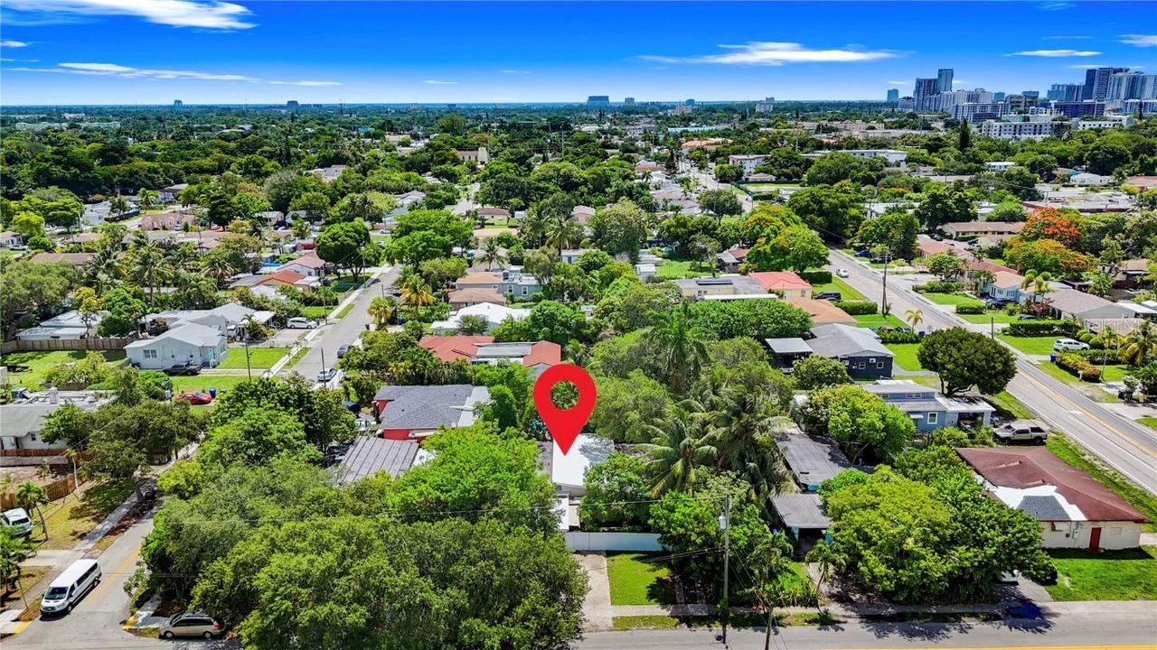 917 N 26th Ave., Hollywood, FL 33020