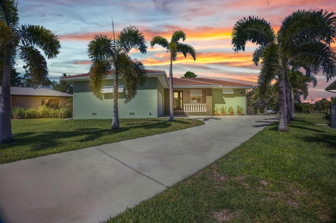 1315 Santiago Ct., Punta Gorda, FL 33950