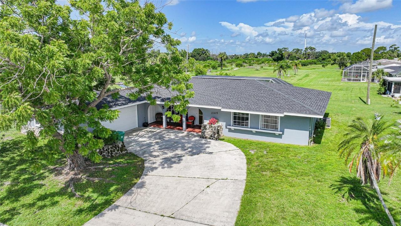 2305 Beacon Dr., Port Charlotte, FL 33952