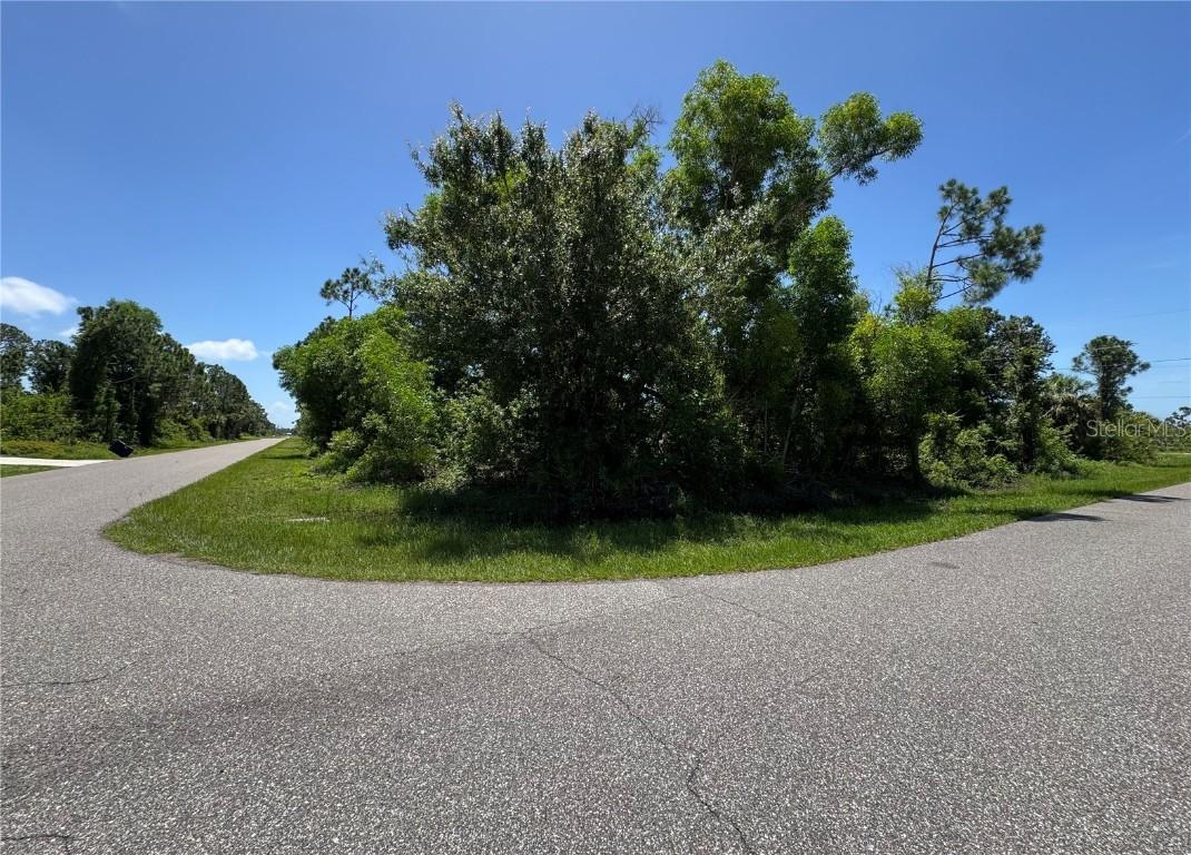 12399 Deepwoods Ave., Port Charlotte, FL 33981