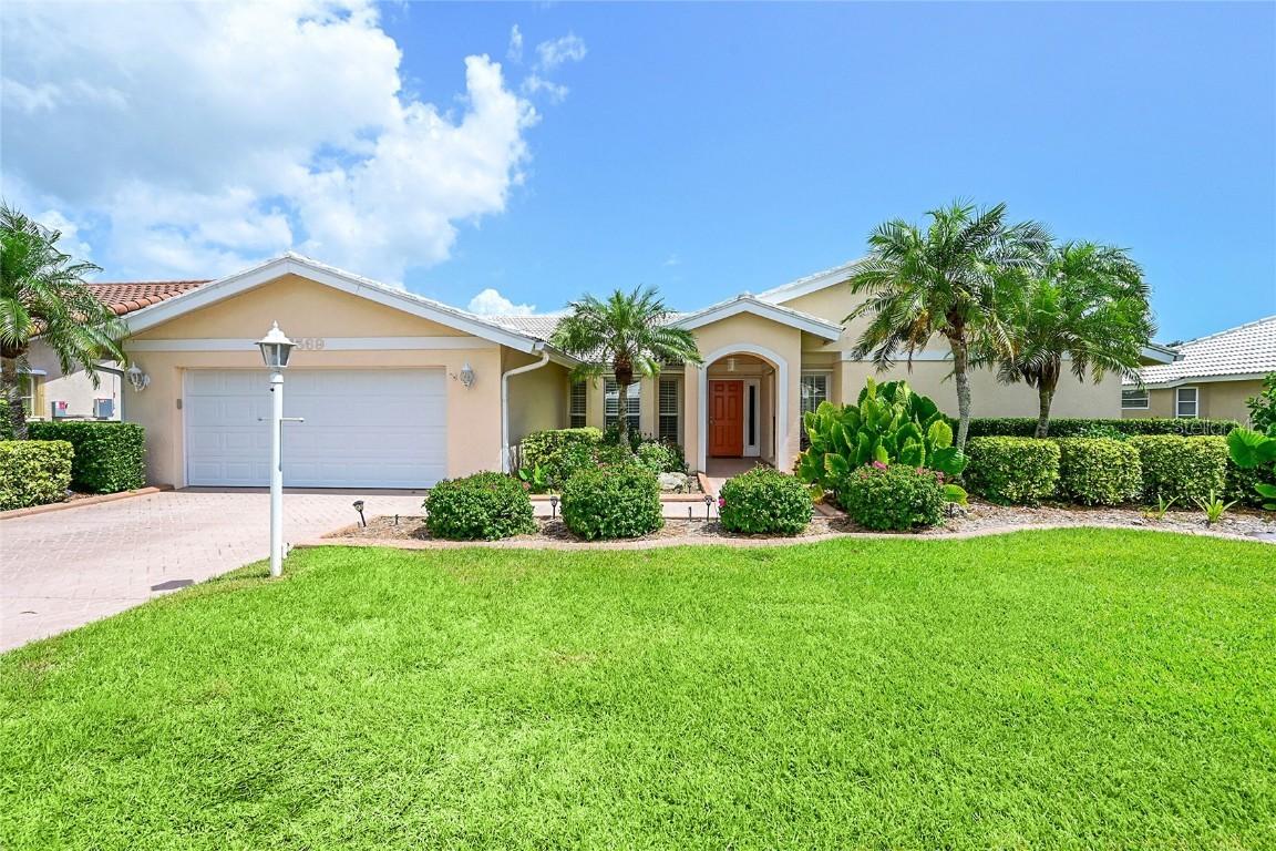 1569 Waterford Dr., Venice, FL 34292