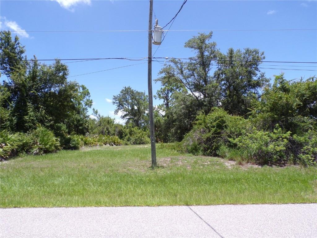 160 Baytree Dr., Rotonda West, FL 33947