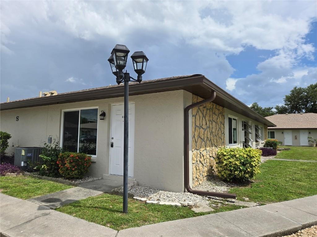21150 Gertrude Ave. #S4, Port Charlotte, FL 33952