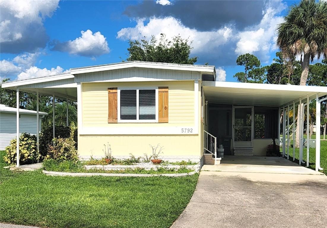 5792 Holiday Park Blvd., North Port, FL 34287