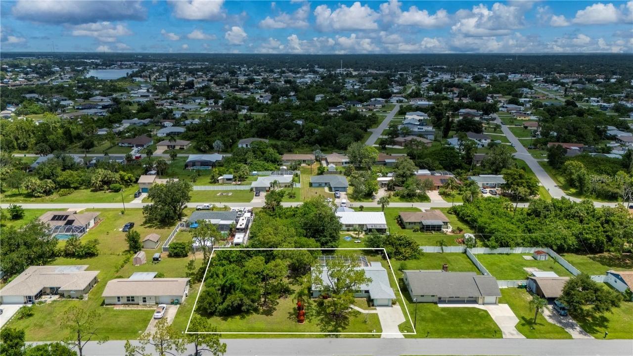 542 Lakehurst Ave., Port Charlotte, FL 33952