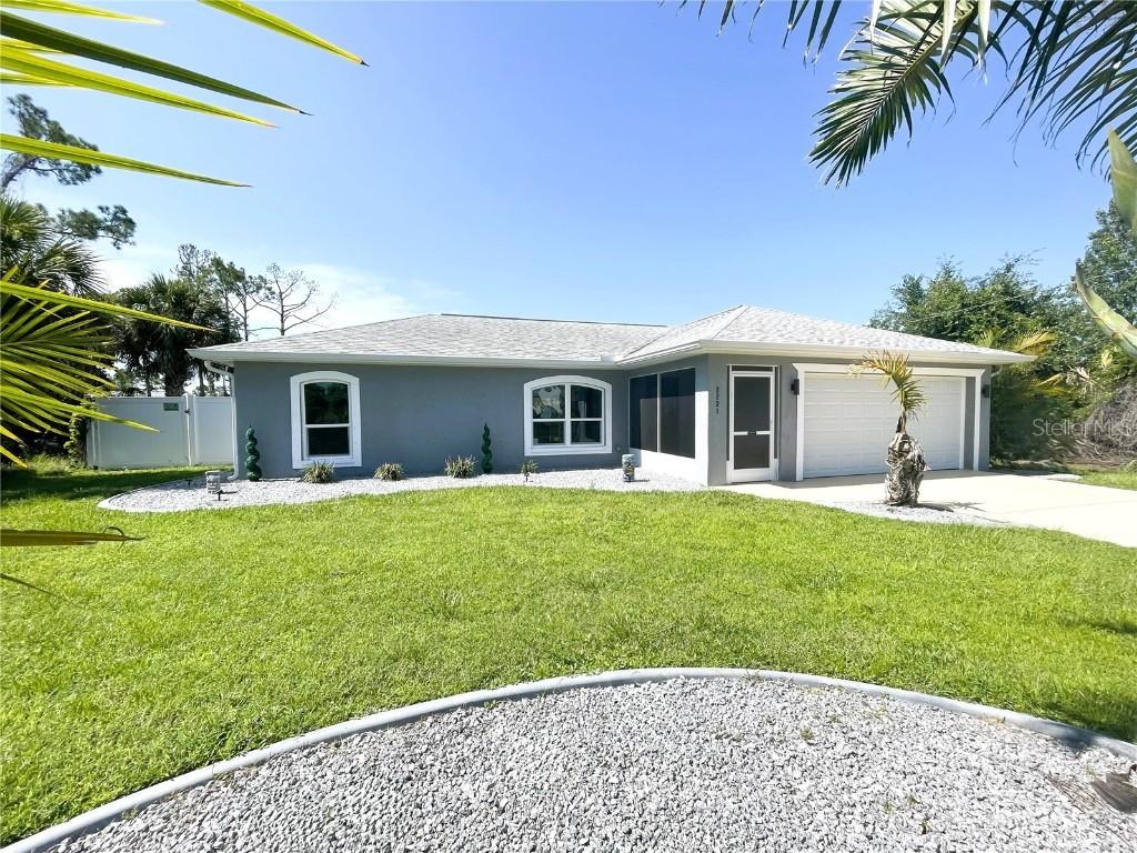 2221 Jameson Ave., North Port, FL 34286