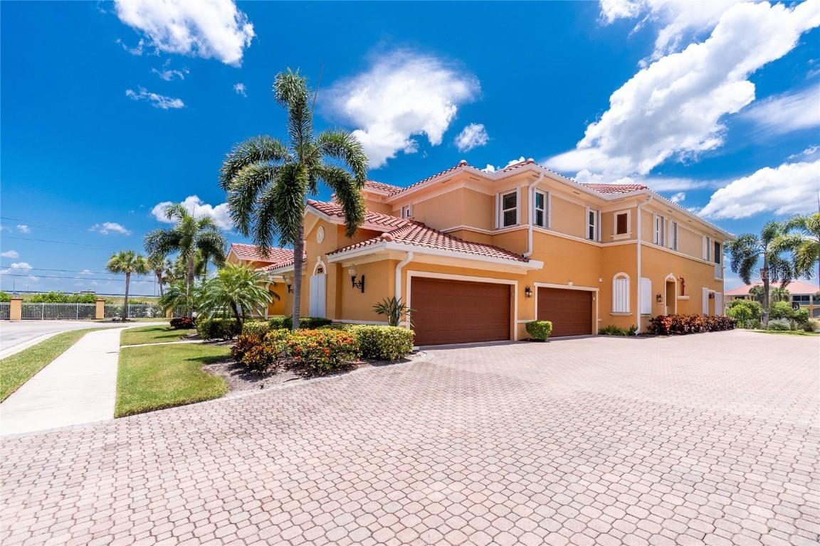 175 Shadroe Cove Cir. #1104, Cape Coral, FL 33991