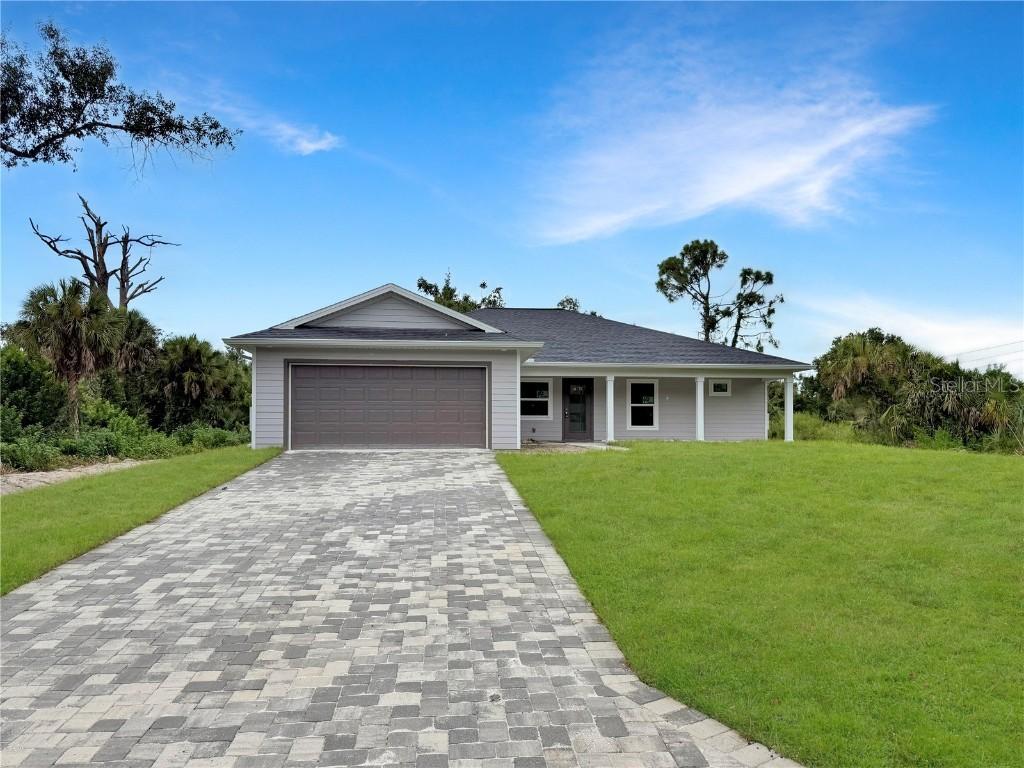 16419 Strauss Ave., Port Charlotte, FL 33954