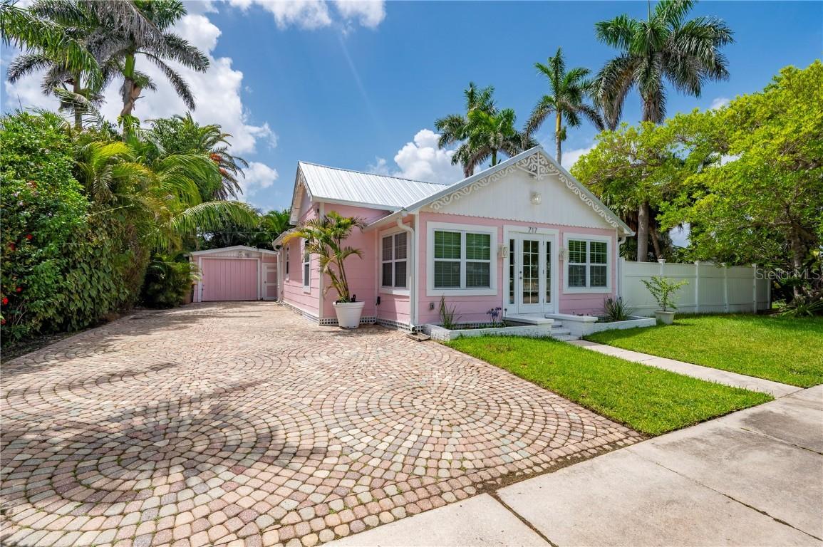 717 W Marion Ave., Punta Gorda, FL 33950