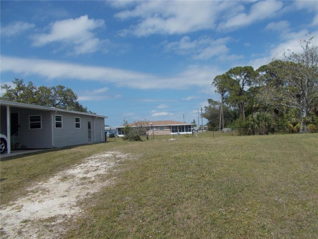 5552 Holiday Park Blvd., North Port, FL 34287