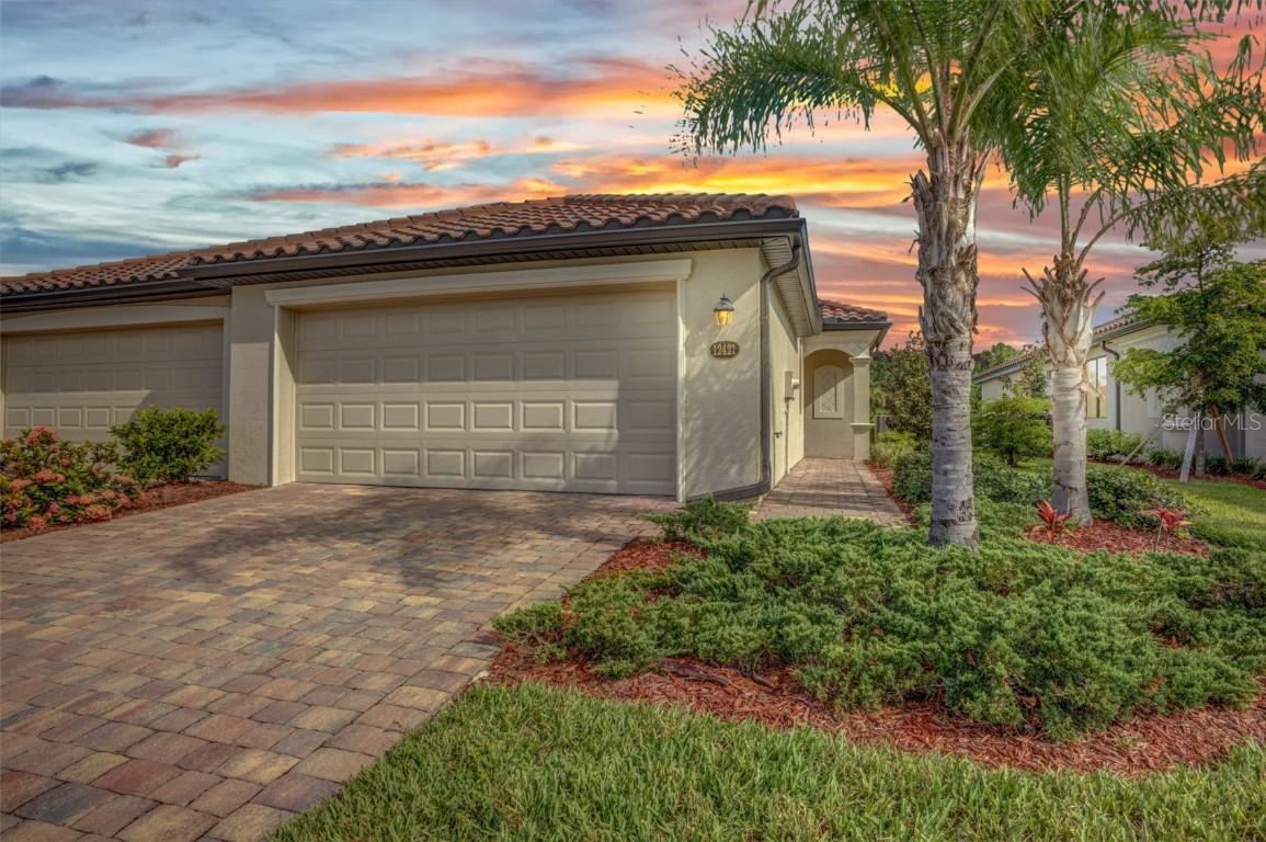 12421 Amica Loop, Venice, FL 34293