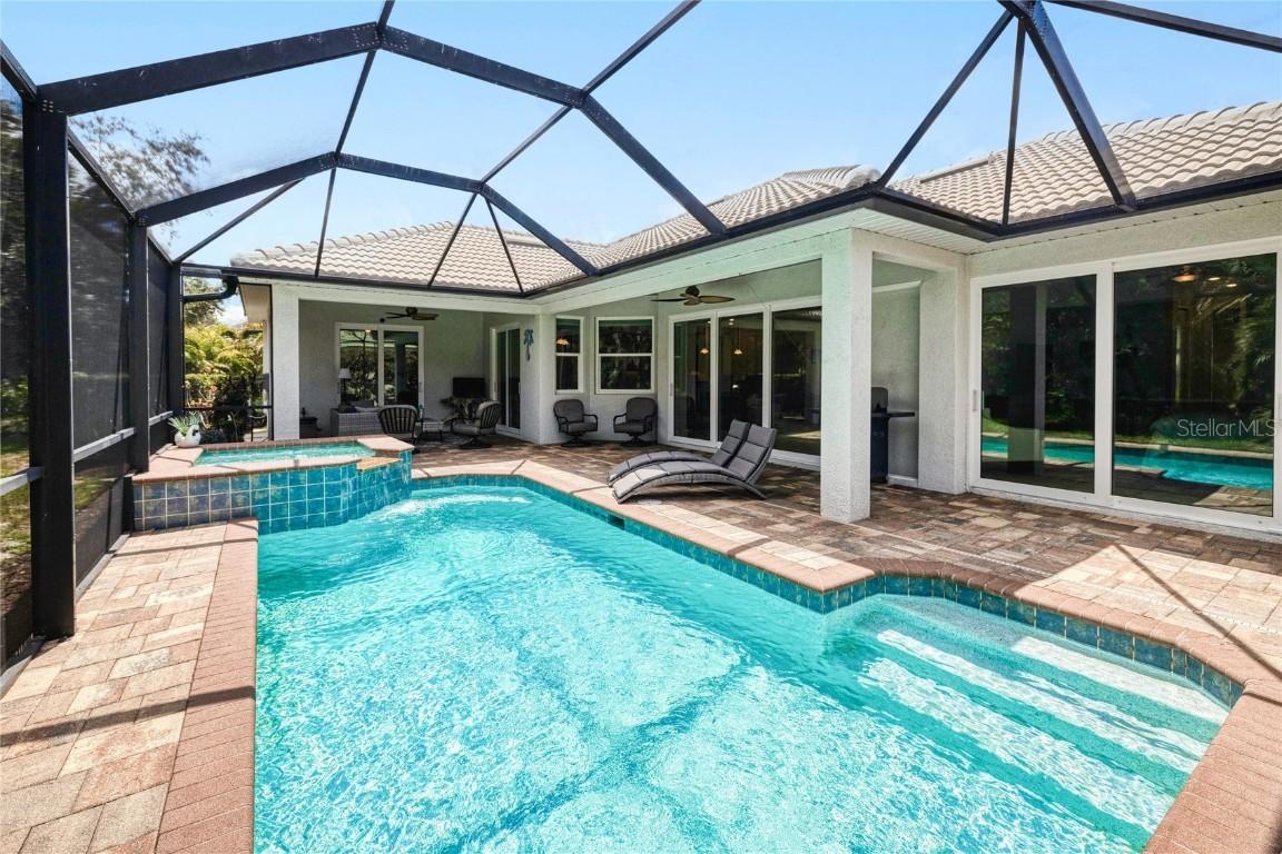 1180 Orange Ave., Nokomis, FL 34275