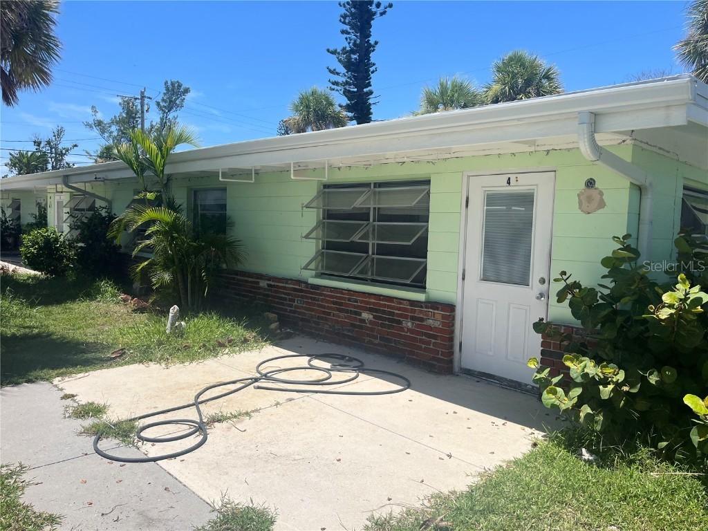 1385 Gulf Blvd. #1-3, Englewood, FL 34223