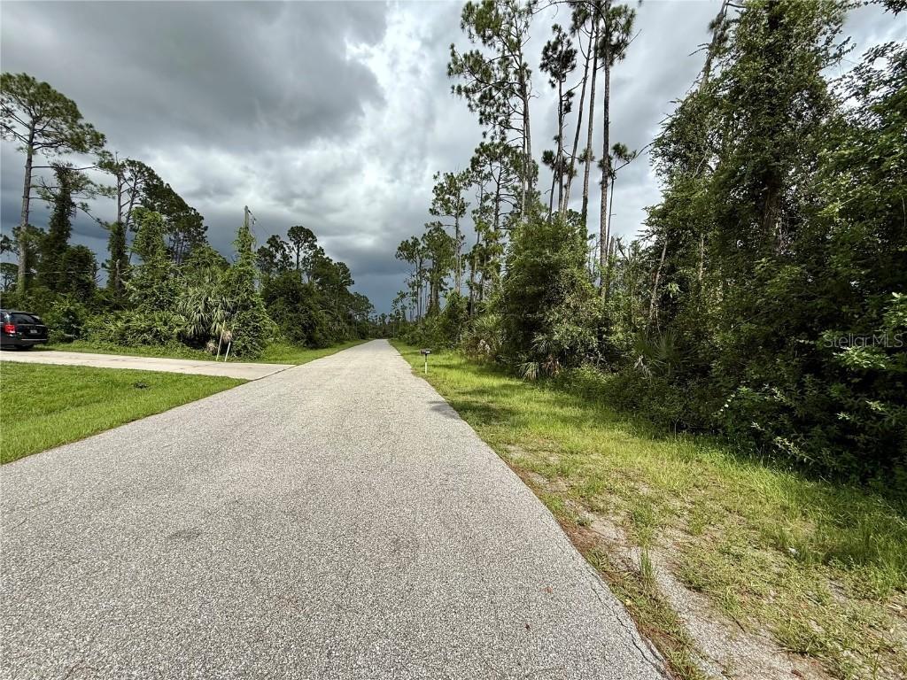 Dragonfly Ave, North Port, FL 34288
