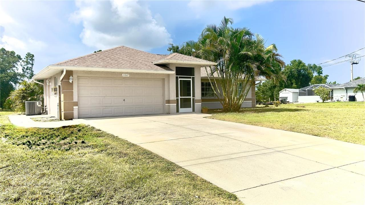 11027 Greenway Ave., Englewood, FL 34224