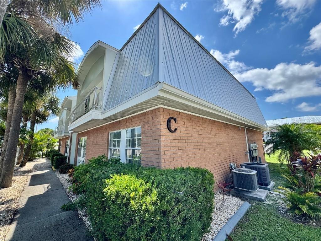 22333 Edgewater Dr. #C2, Punta Gorda, FL 33980