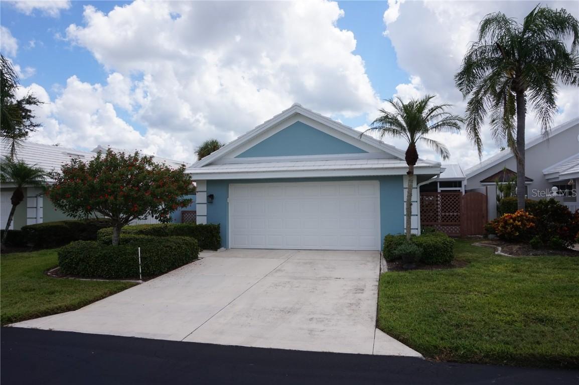 789 Harrington Lake Dr. #68, Venice, FL 34293