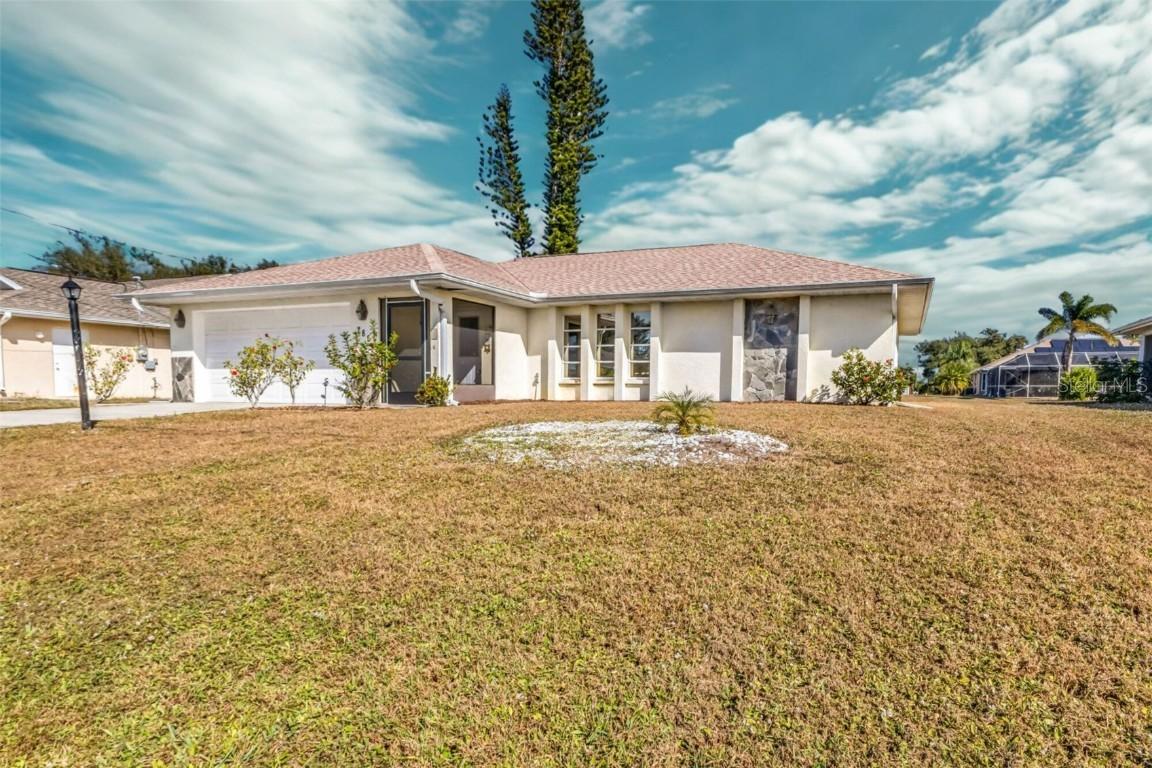 285 Mark Twain Ln., Rotonda West, FL 33947