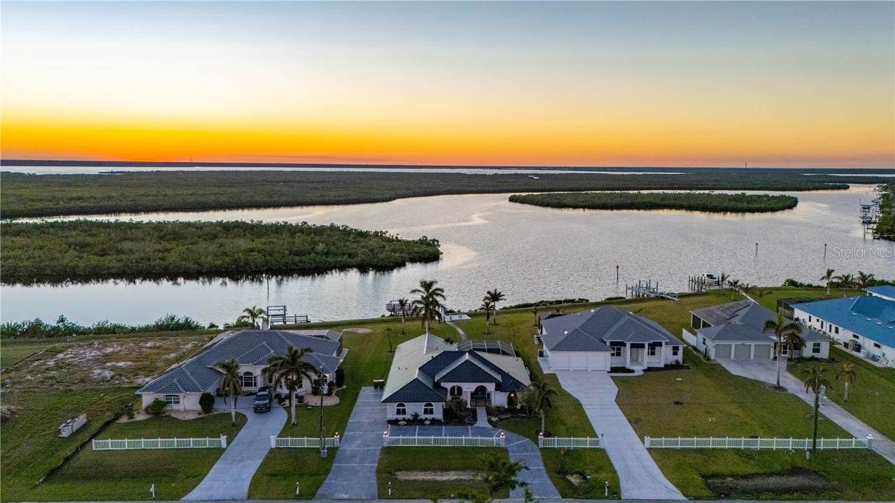5117 Collingswood Blvd., Port Charlotte, FL 33948
