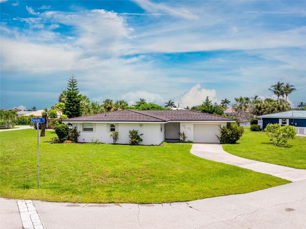 210 Delido Ct., Punta Gorda, FL 33950