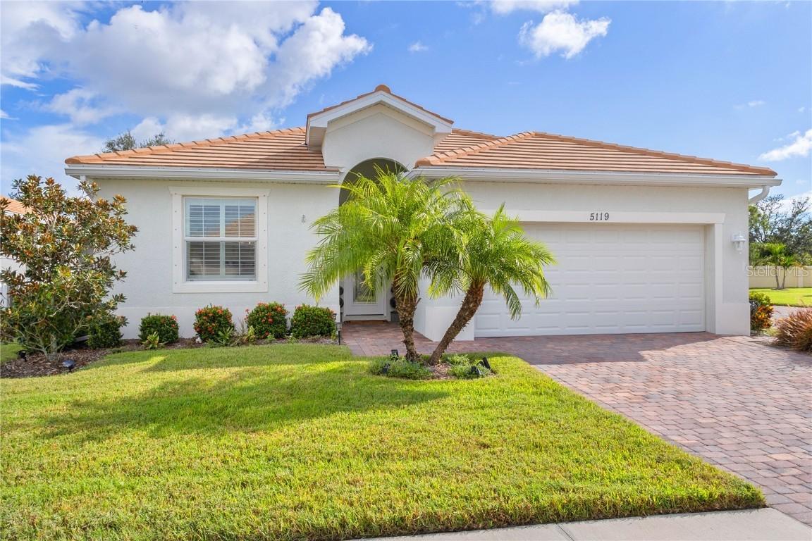 5119 Grand Cypress Blvd Blvd., North Port, FL 34287