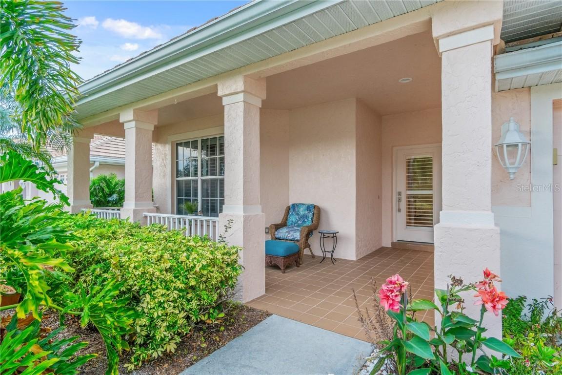 2890 Whispering Pine Ln., North Port, FL 34287