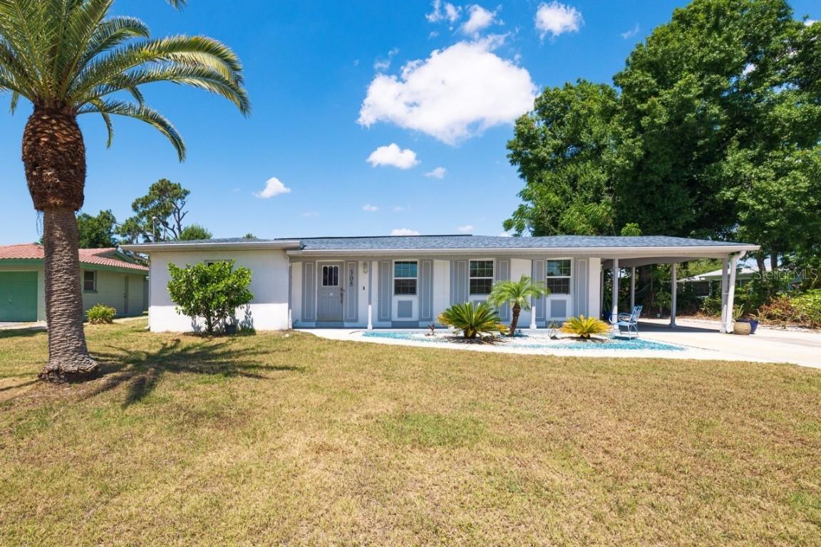 308 Salem Ave., Port Charlotte, FL 33952