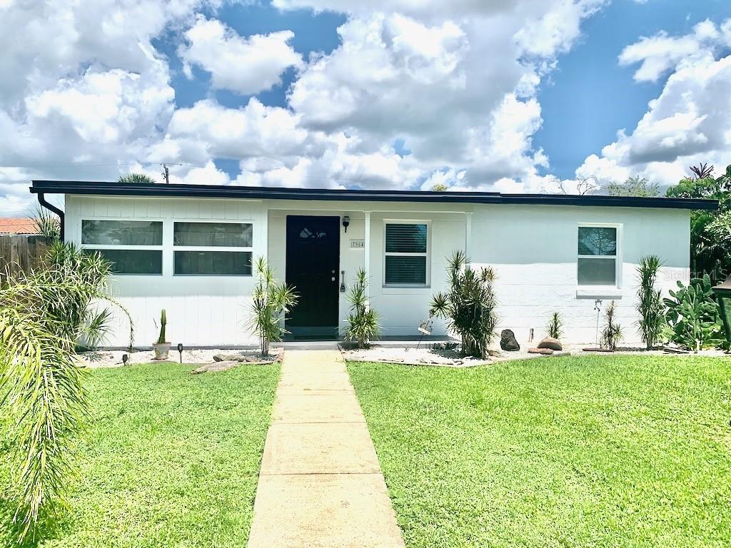 7964 Hyde Park Ave., North Port, FL 34287