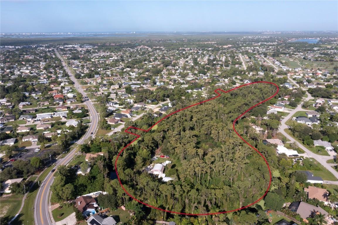8177, 8181 & 8089 Cypress Dr., Fort Myers, FL 33967