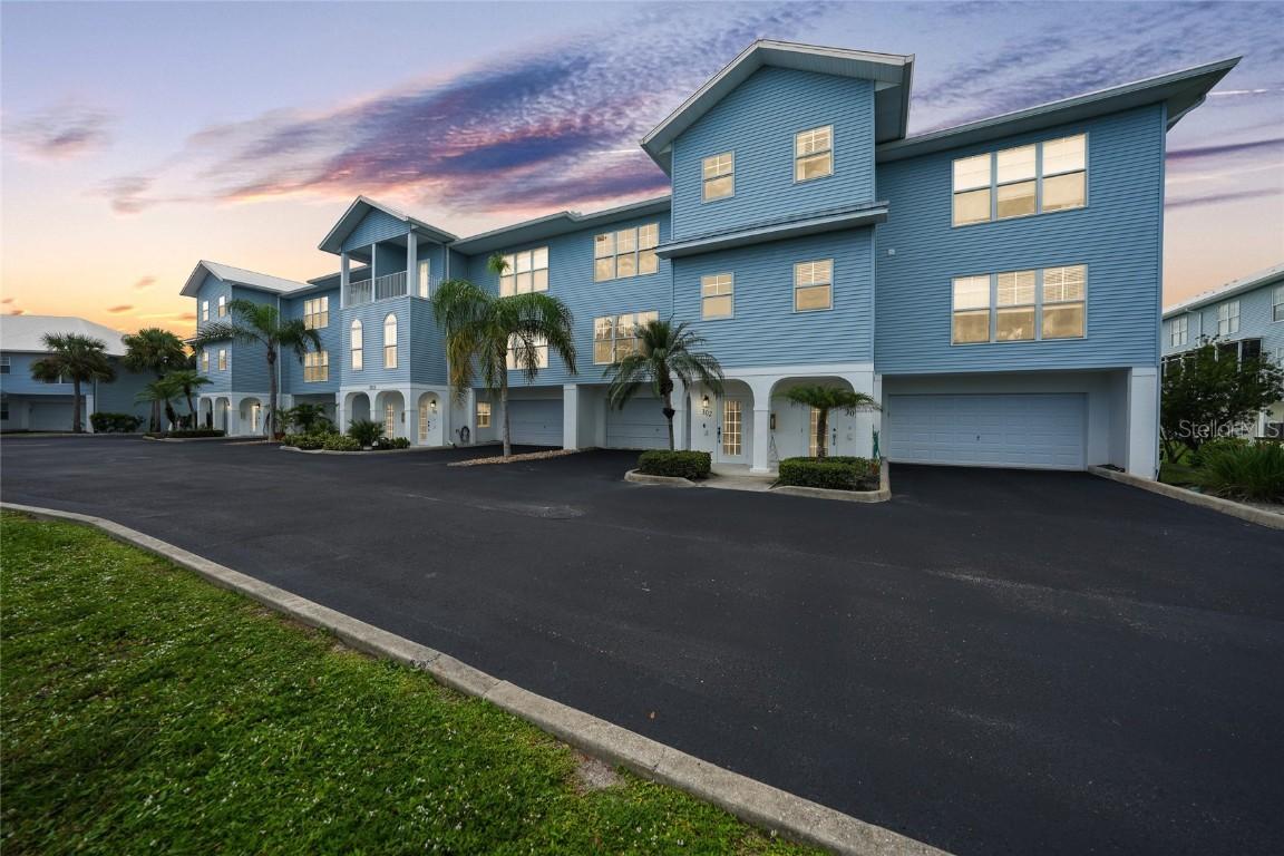 3923 Cape Haze Dr. #304, Rotonda West, FL 33947