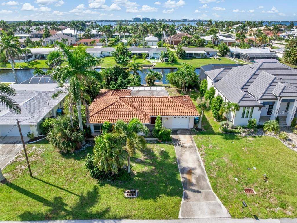 1114 Lorraine Ct., Cape Coral, FL 33904