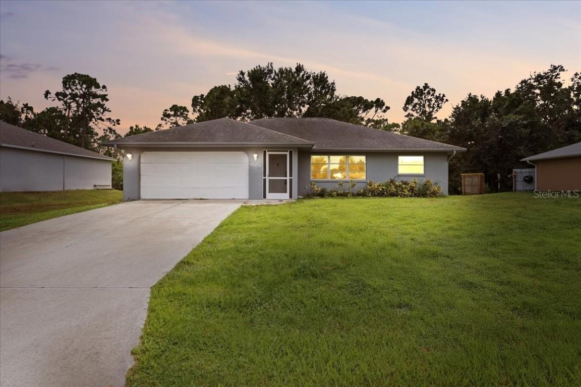 23279 Burlingame Ave., Punta Gorda, FL 33980