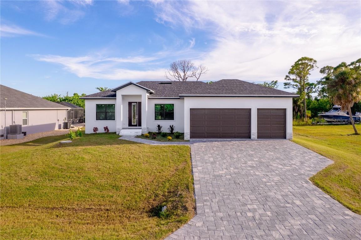 15089 Aldama Cir., Port Charlotte, FL 33981